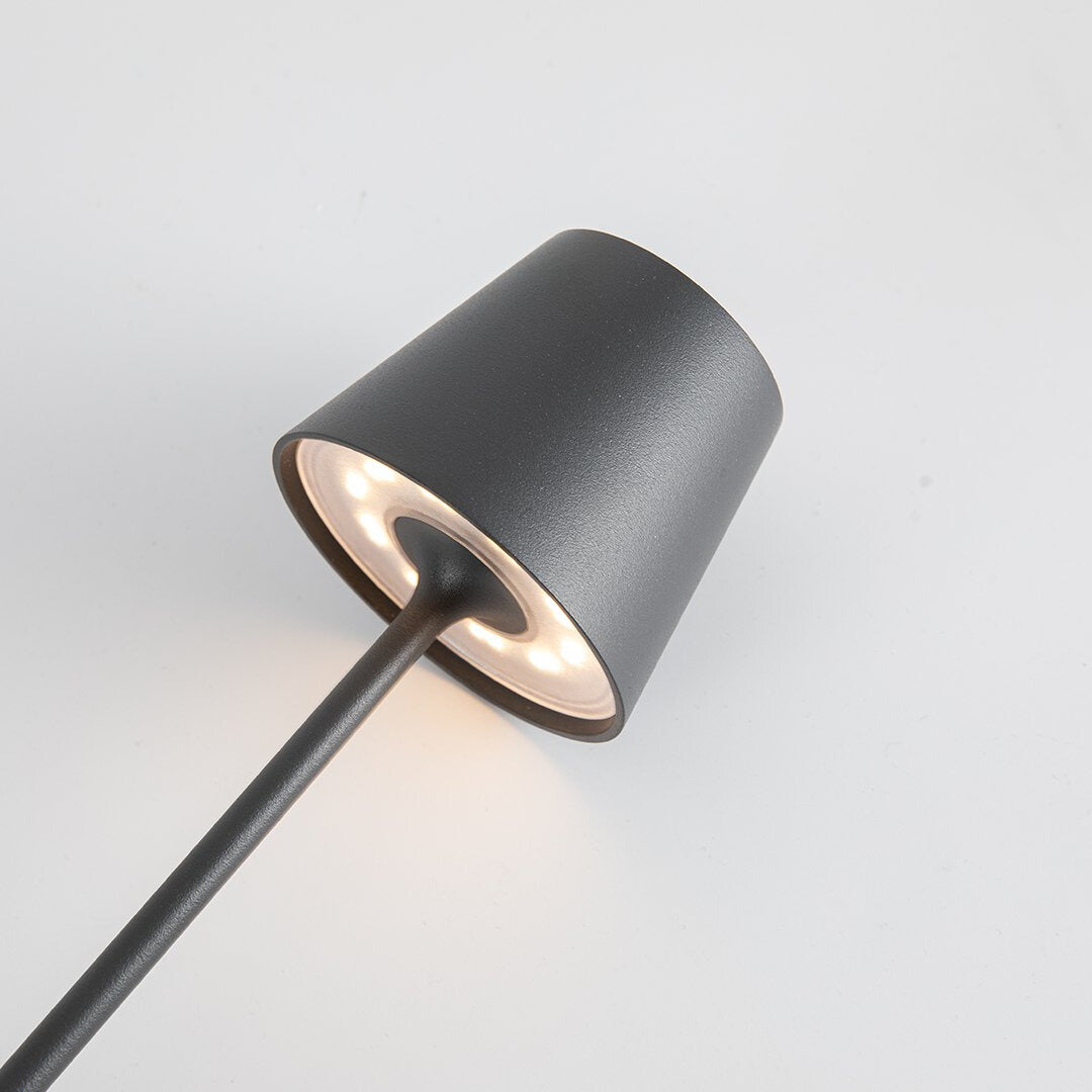 Wetterfest. Dimmbar. Unverzichtbar.